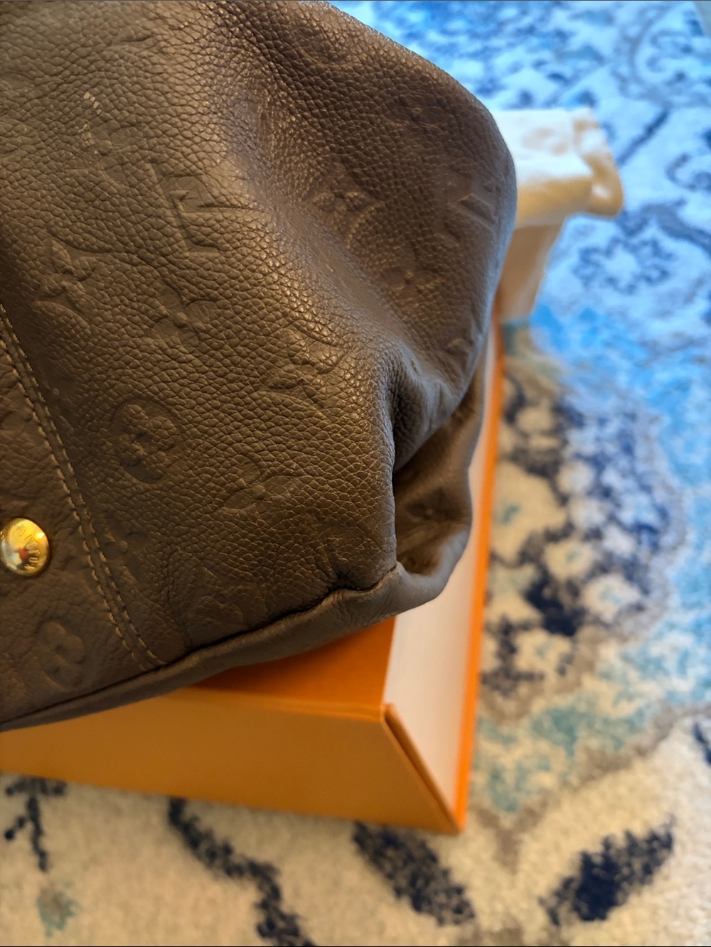 Louis Vuitton Monogram Empreinte Taupe Brown Leather Artsy - Picture 9 of 15